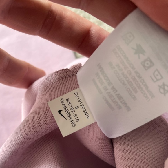 Women’s Nike Tech Fleece Joggers NWOT Size Small - Picture 9 of 10